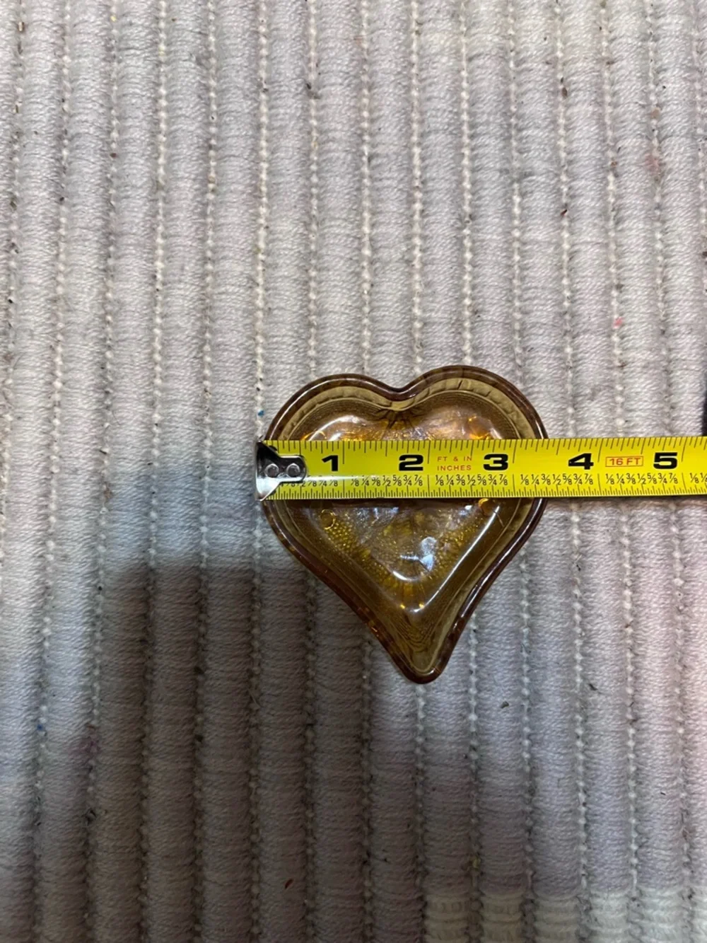 Heart-Shaped Amber Glass Trinket Dish - Picture 4 of 4